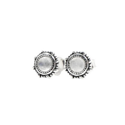 HULIX EARRINGS SILVER MOONSTONE STUDS