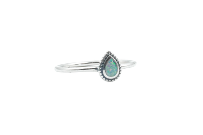 YAITA RING WHITE OPAL DROPLET RING