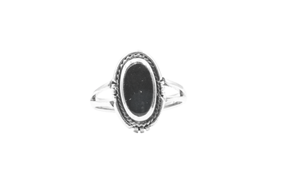 HMU RING BLACK ONIX OVAL RING