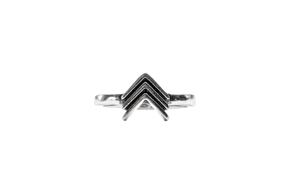 TZEK RING SILVER ARROW