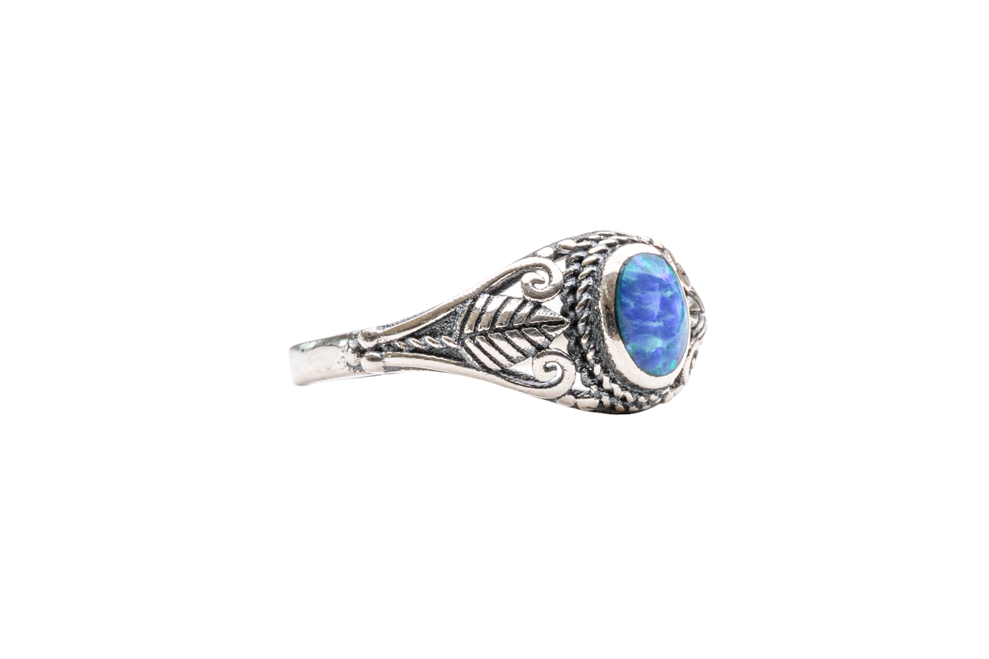 RITI RING OPAL WITH LEAVES RING